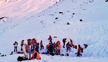 'Tragedy' as five skiers killed in pair of avalanches in Austria
