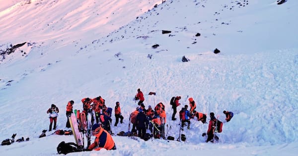 'Tragedy' as five skiers killed in pair of avalanches in Austria