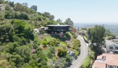 California house that spins 360 degrees should be impossible but genius engineering makes it work