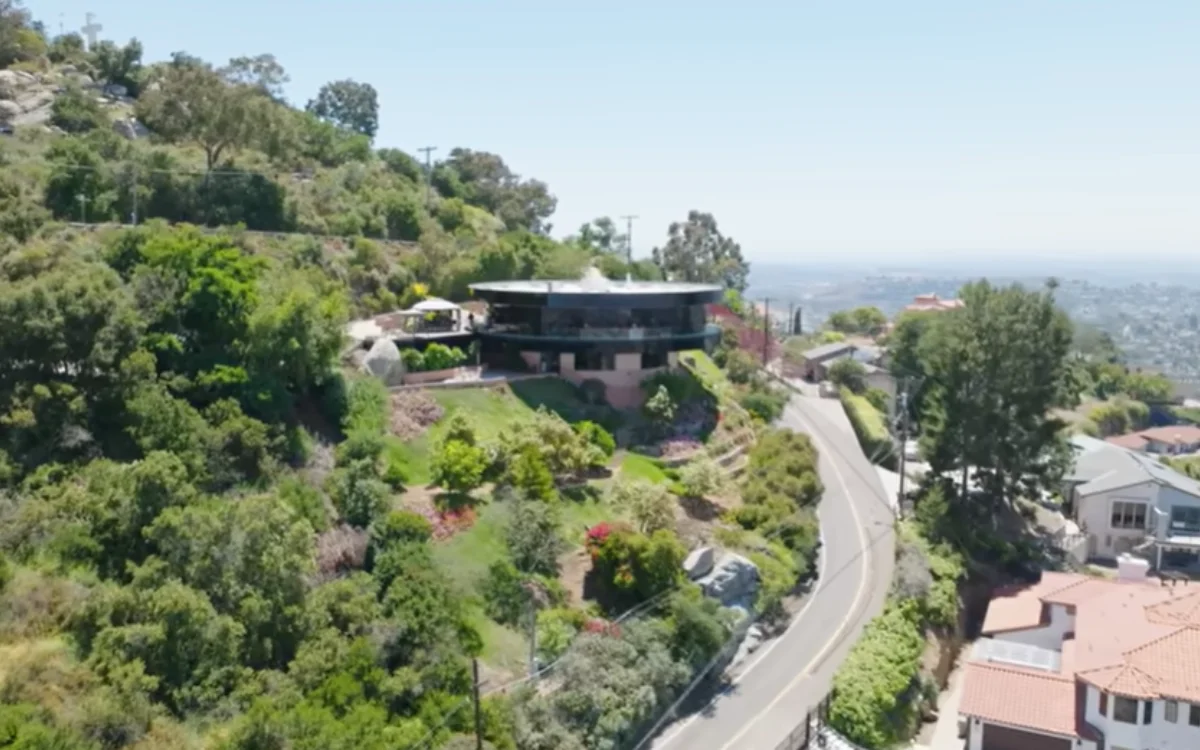 California house that spins 360 degrees should be impossible but genius engineering makes it work