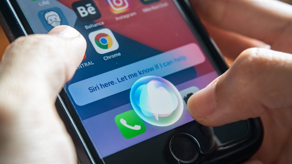 New, Smarter Siri Is Reportedly Weeks from Arriving. It Had Better Be Amazing