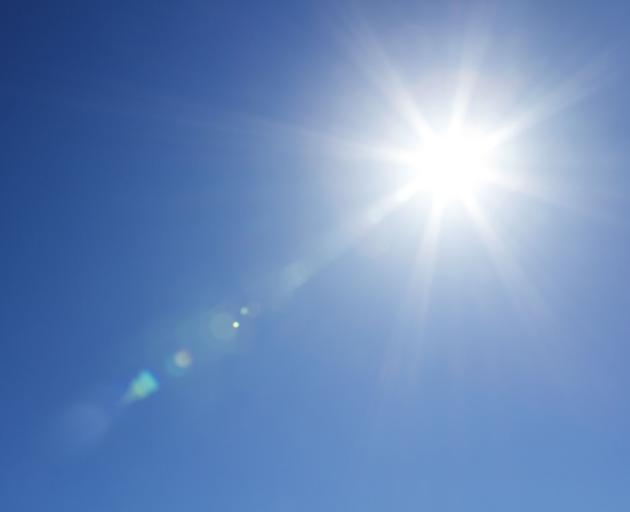 'Unusually hot' for some, heavy rain to hit Fiordland