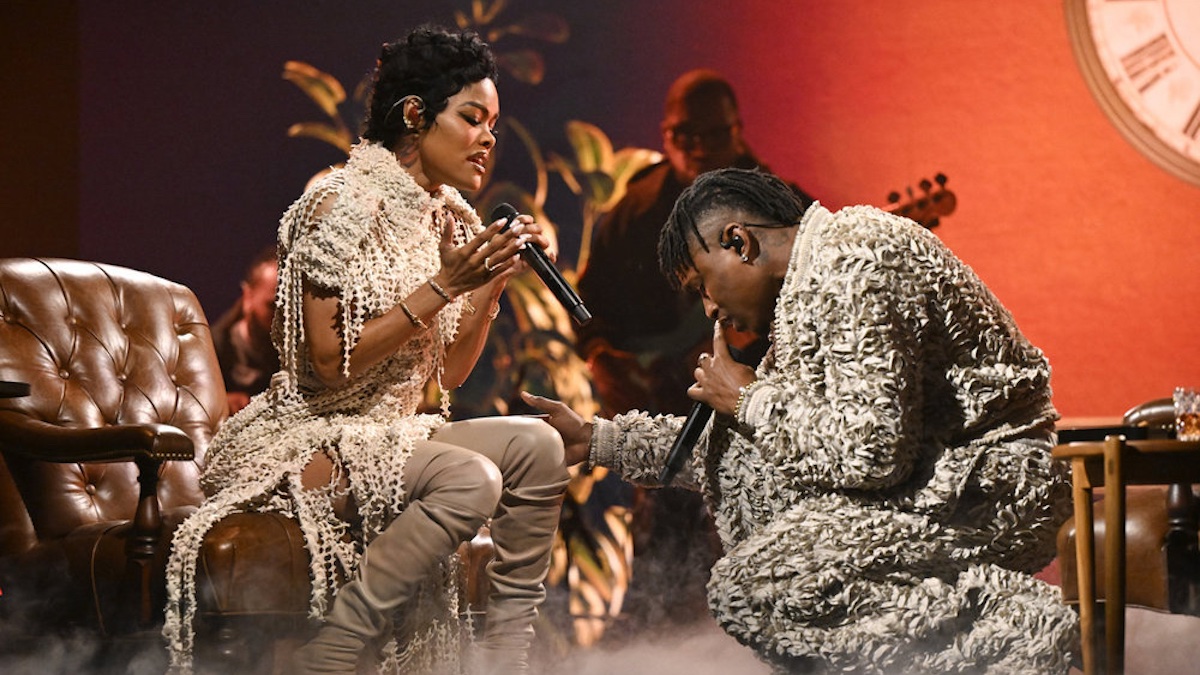 Teyana Taylor & Lucky Daye Bring ‘Hard Part’ And The Drama To ‘The Tonight Show’