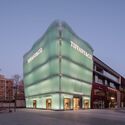 Courtesy of MVRDV Tiffany & Co / MVRDV - Exterior Photography, Glass