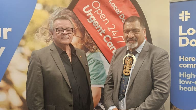 Total Healthcare chief executive Mark Vella, left, and board chairman Willie Ropata at the Ōtara clinic launch. (Source: PMN News / Taelegalolo'u Mary Afemata)