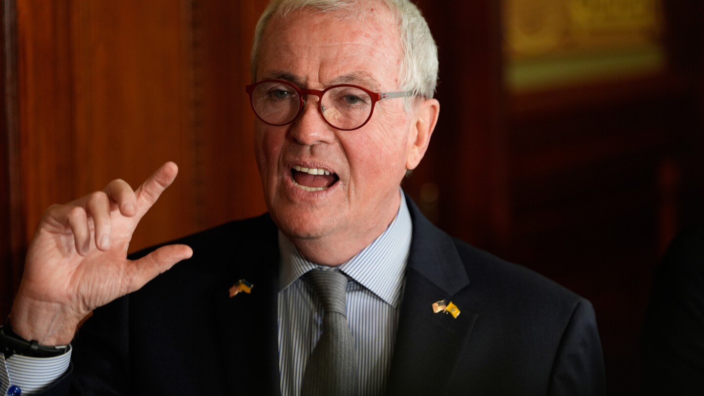 New Jersey bans student cellphone use during the school day