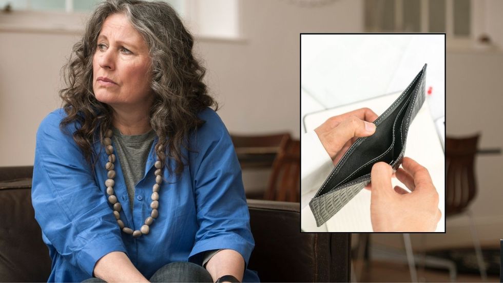 Women looking worried and empty purse