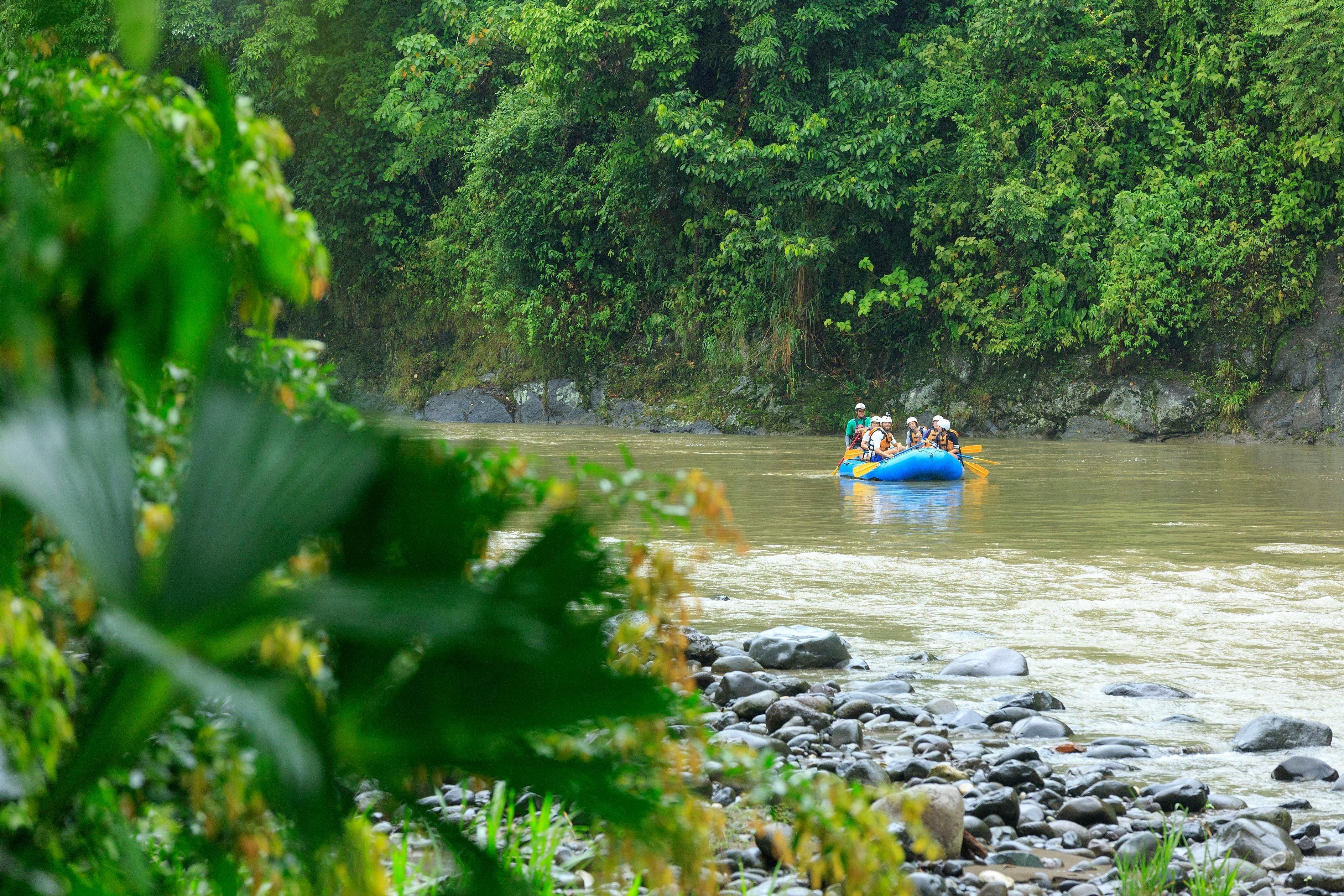 Costa Rica, Limon province, Limon, Rio Pacuare Valley, Pacuare Lodge, Rio Pacuare rafting