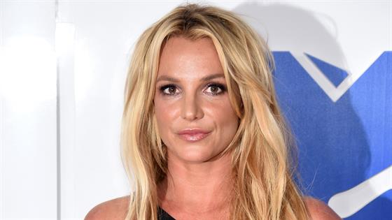 Britney Spears Says She's "Lucky to Even Be Alive" Amid Estrangement From Family - E! News