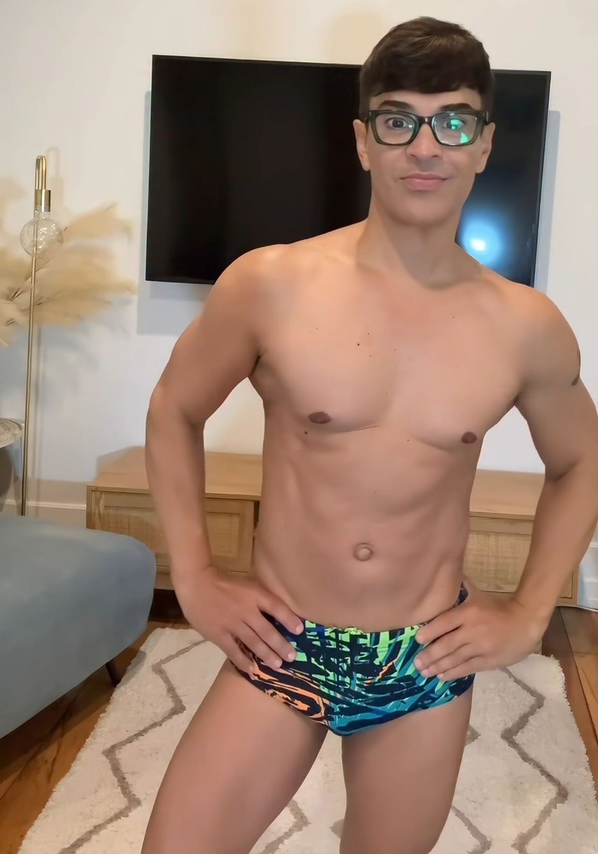 Edson Brandao says exercise is a must. He goes to the gym daily, mixing weight training with cardio (Cover Images)