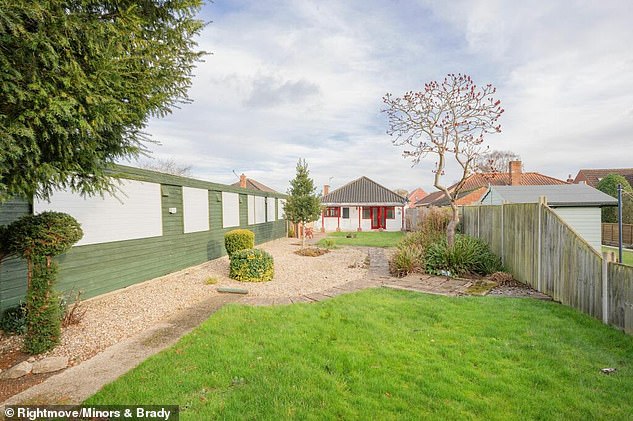 The estate agent promoting this property in Norwich has explained its use of AI in imagery