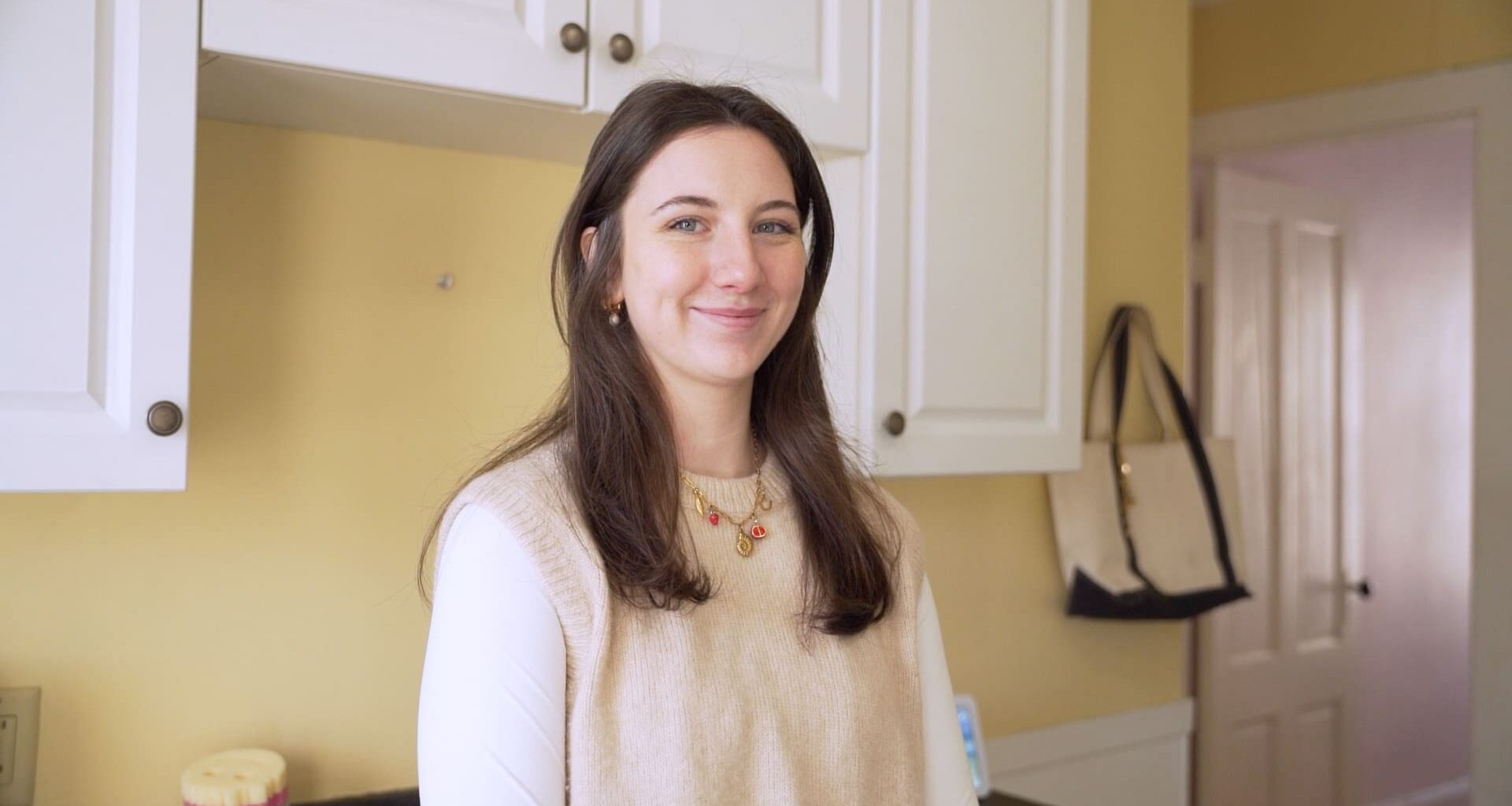 27-year-old bought a house, paid off her student loans in 6 years