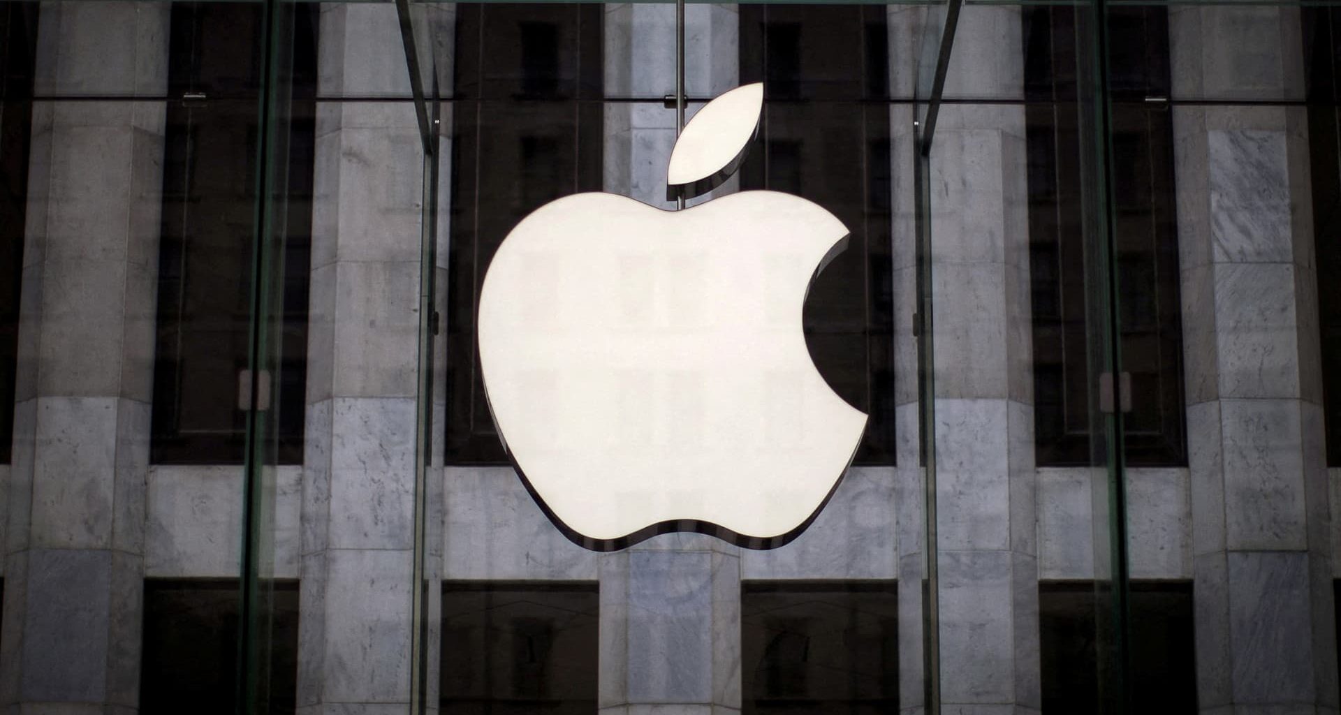 Apple appears to be sitting out the AI arms race. Will the strategy work?