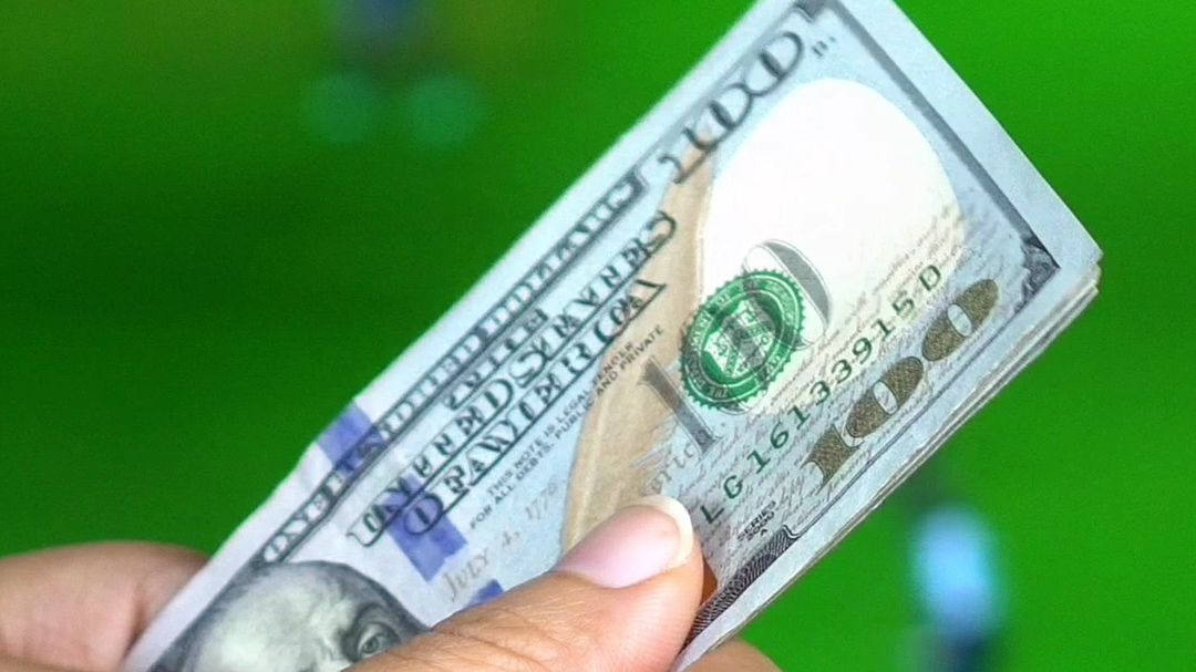 115276_Sports Gambling VERT_LL_clean.00_00_19_13.Still001.jpg