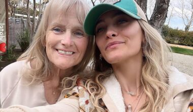 Paris Jackson shares selfies with rarely seen mom Debbie Rowe