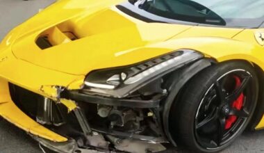 Ferrari LaFerrari Damaged in Crash in China