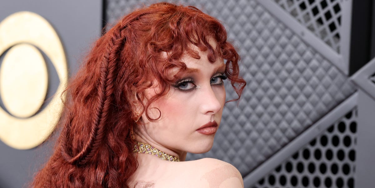 Chappell Roan Brings Her Extravagant Style to the 2026 Grammys