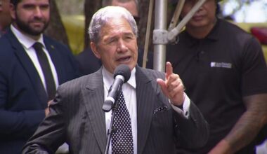 Heckles and fiery retorts as politicians speak at Waitangi