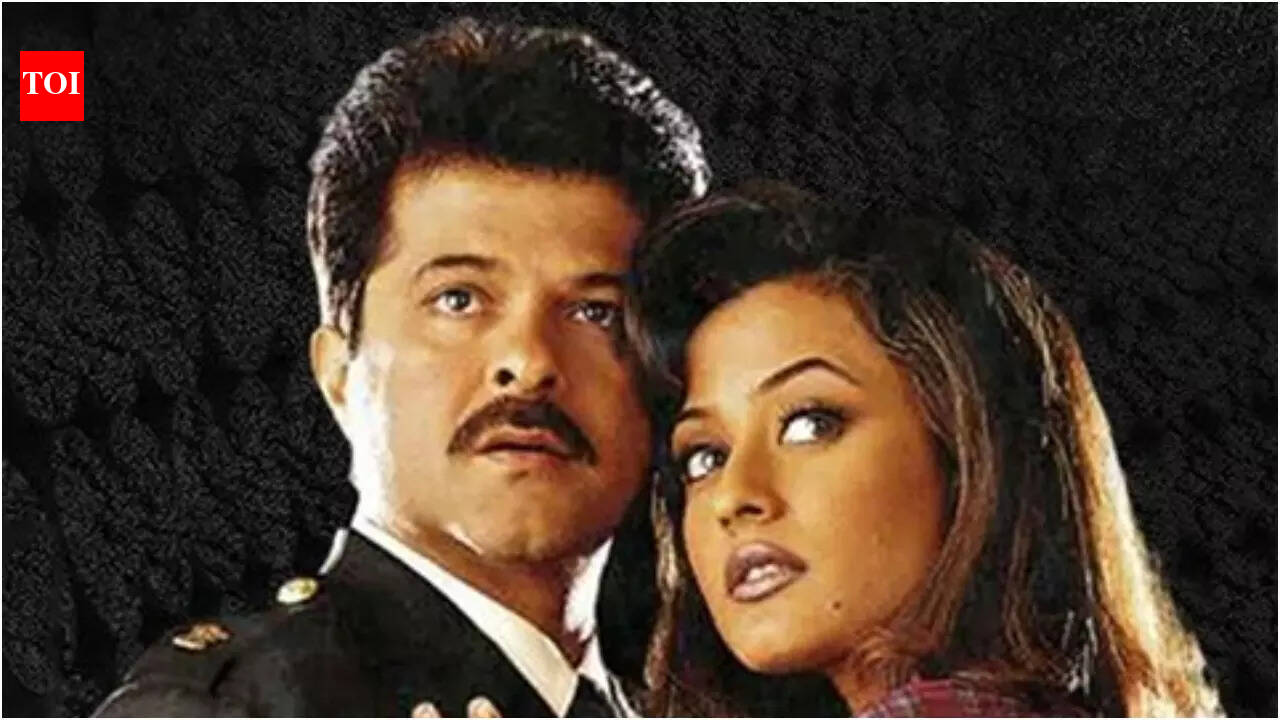 Anil Kapoor apologizes to fan after he missed to tag the singers in ‘Pukar’ post; ‘I am sorry, I will repost it with both their names’ |