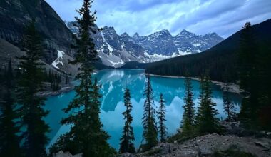 Parks Canada looks at new tactics to curb Lake Louise overcrowding