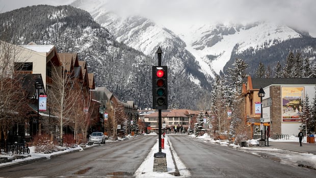 Alberta reconsiders cutting health coverage for some temporary foreign workers after concerns raised