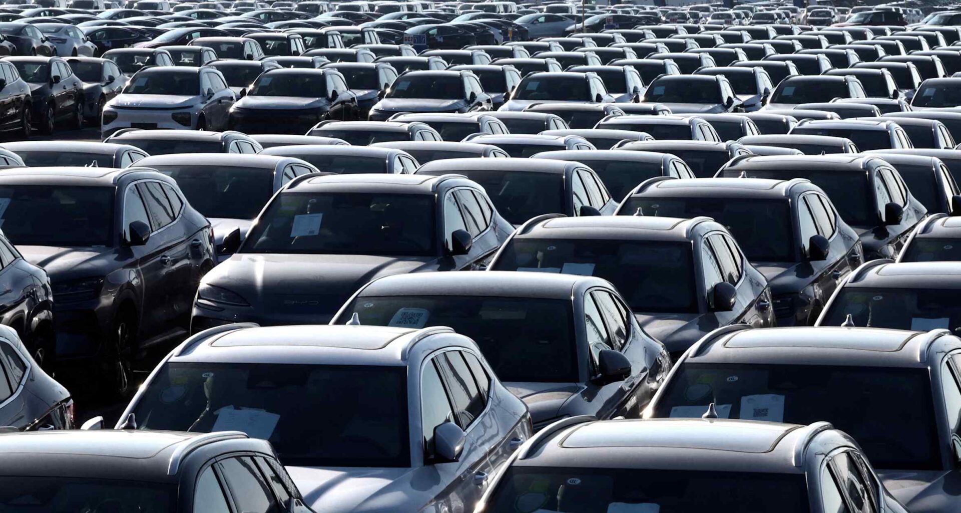 China's January auto sales fall at fastest pace in nearly two years