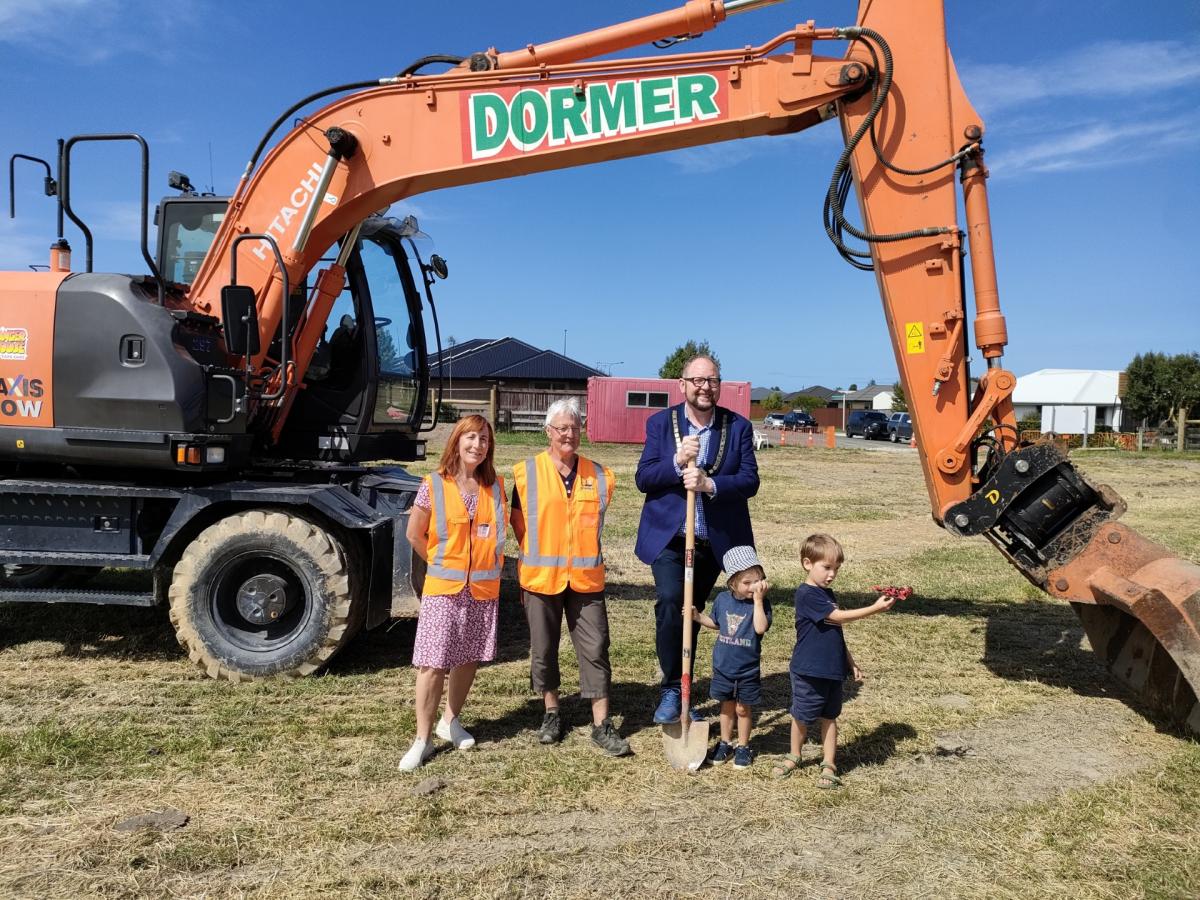 'Too good for housing': Mixed emotions as family farm turned into subdivision