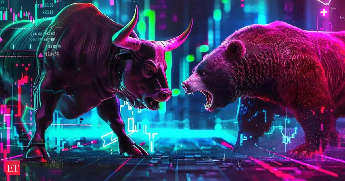 Dow S&P 500 and Nasdaq down today: US stock market crashes again today: Why Dow Jones, S&P 500 and Nasdaq fall for second straight day - Gold and silver surge on safe-haven demand