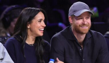 Prince Harry makes gesture to UK during new public appearance alongside Meghan Markle