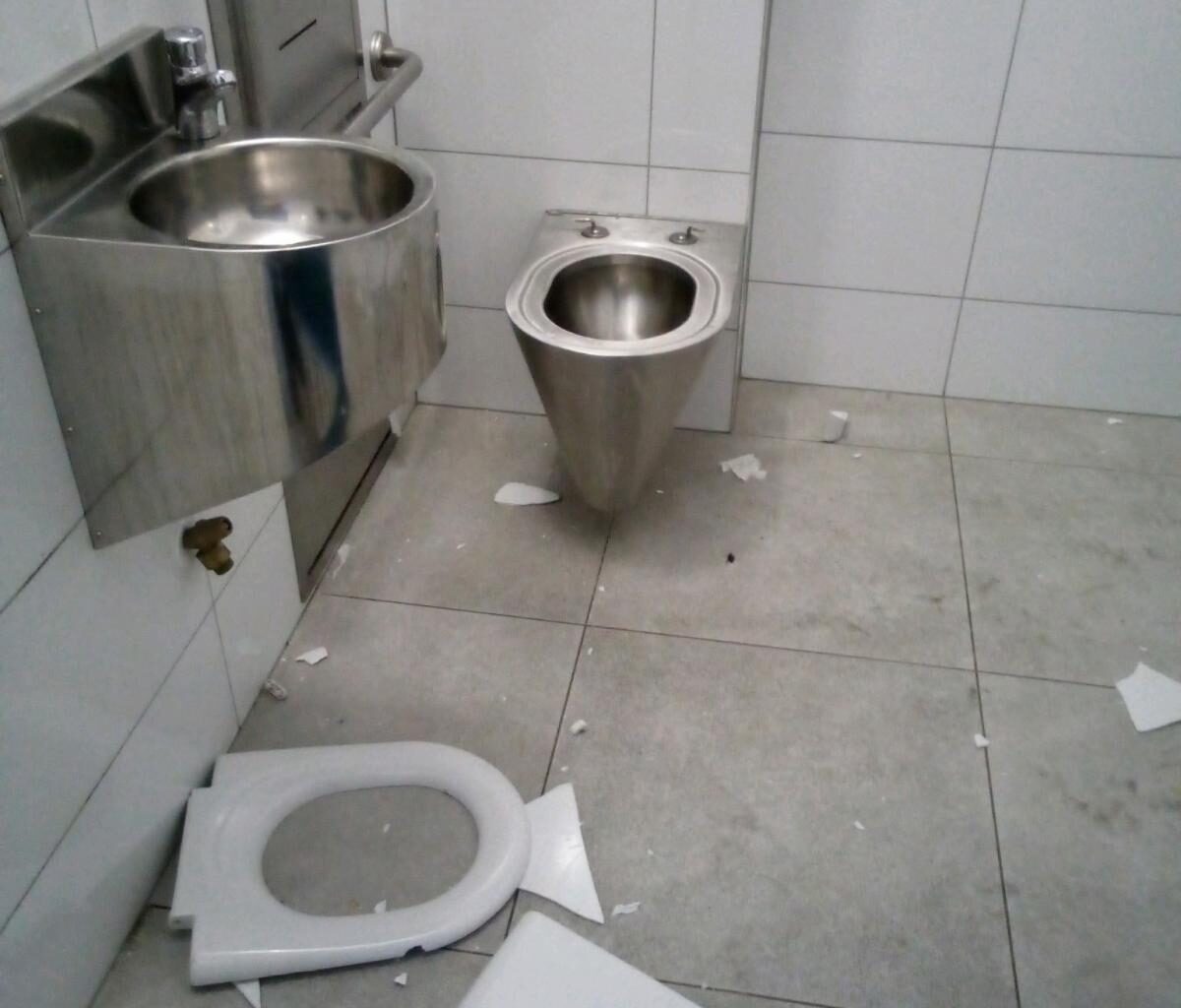 Public toilets vandalised | Otago Daily Times Online News