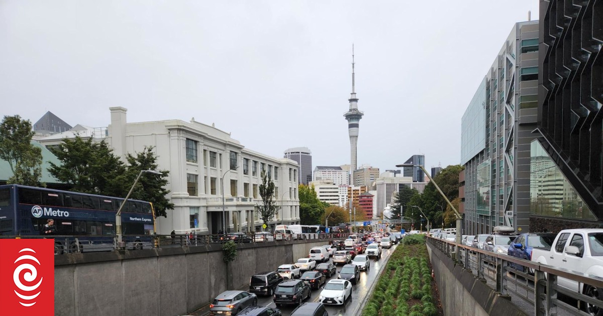 Is 'March Madness' already hitting Auckland commuters?