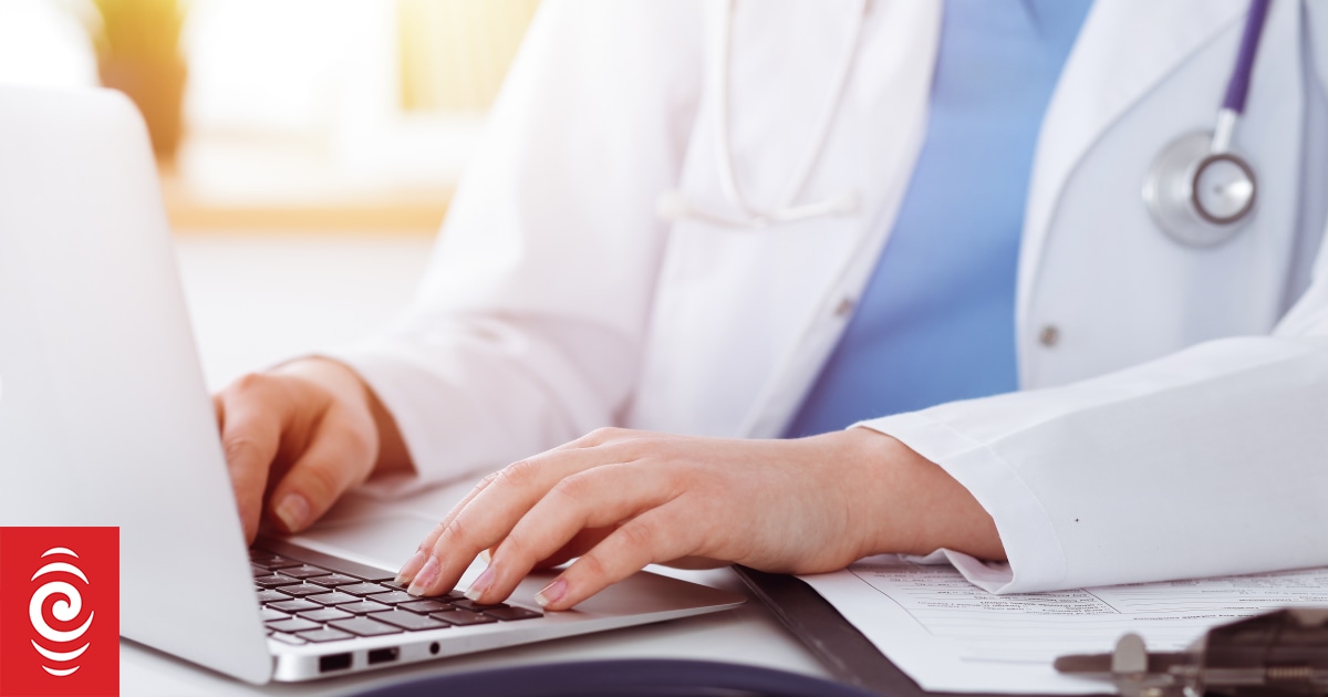 Nurses and senior doctors' bargaining stretches into second year