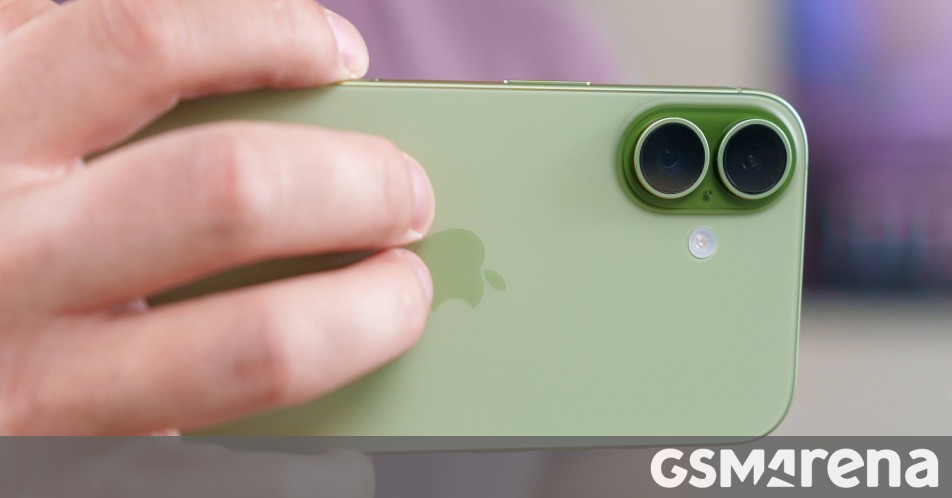 Counterpoint: Smartphone shipments in Europe saw modest growth in Q4 2025 but tough times lie ahead