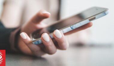 Why some newer smartphones may be hit by the 3G shutdown