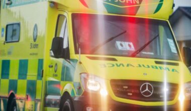 Four taken to Auckland City Hospital after bus and car crash in Grafton