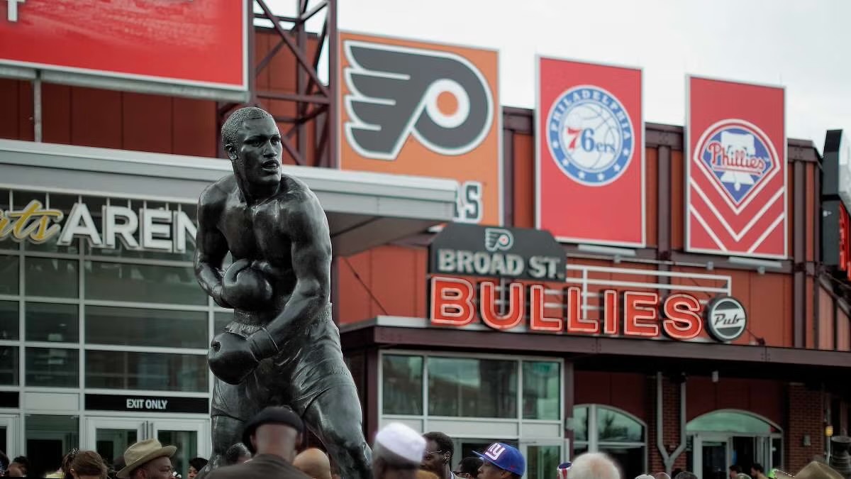 Joe Frazier statue could move to beside the Art Museum steps, replacing the Rocky statue