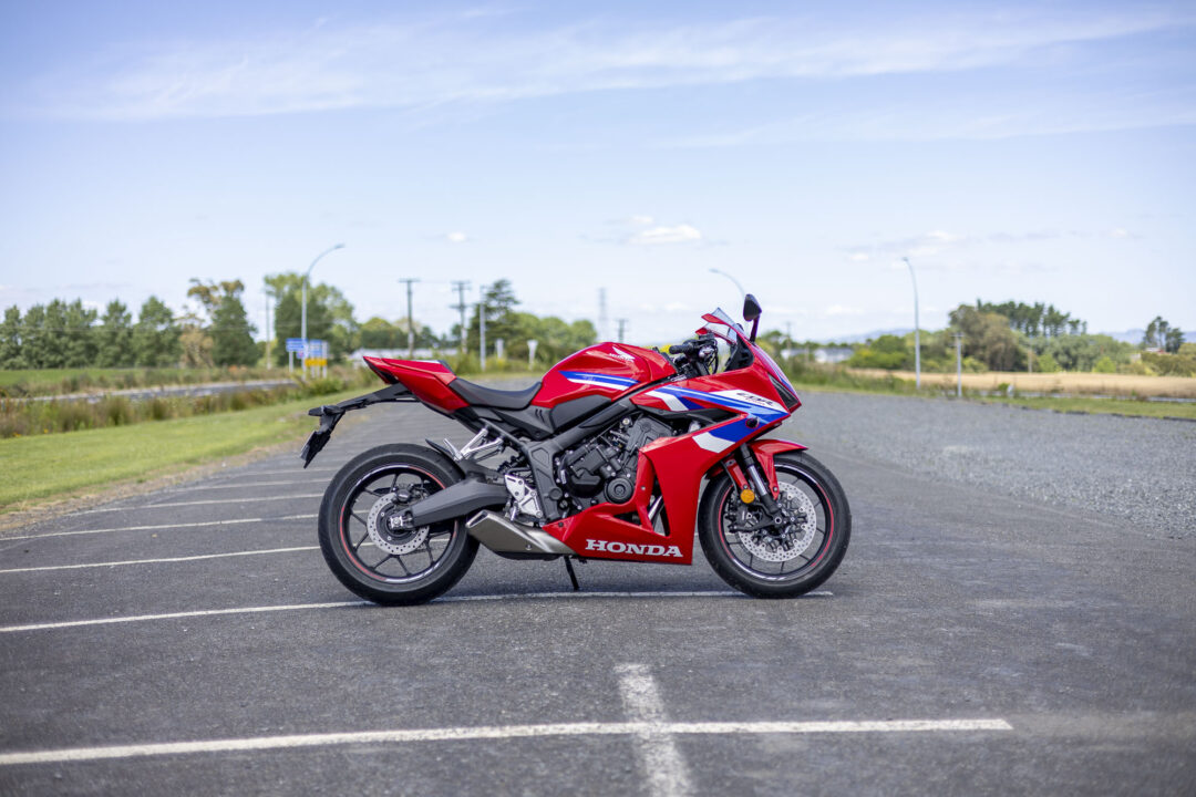 2025 Honda CBR650R E-Clutch