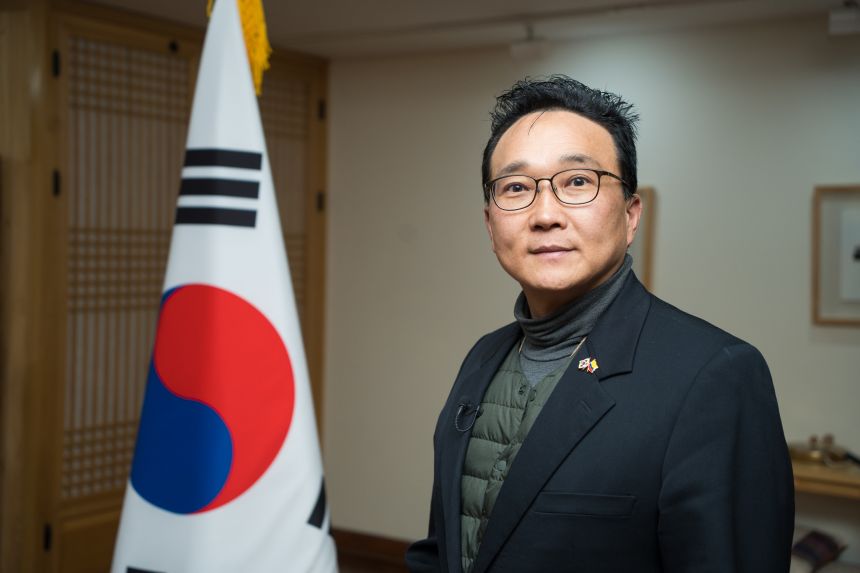 Kyungho Park, Second Secretary of the Ministry of Foreign Affairs of Korea, assigned to the Embassy in Colombia