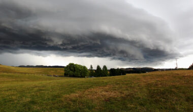 SunLive - Severe thunderstorm watch: Heavy downpours for BOP