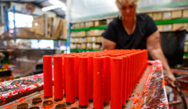 SunLive - Bay couple keep classic crayon brand alive