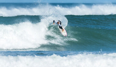 SunLive - Waihī surfer’s ordeal after breaking his back