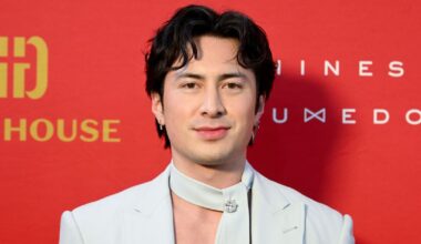 Hudson Williams Posted His Girlfriend on Main