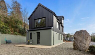 An energy-efficient home with glorious Glengarriff views for €545k