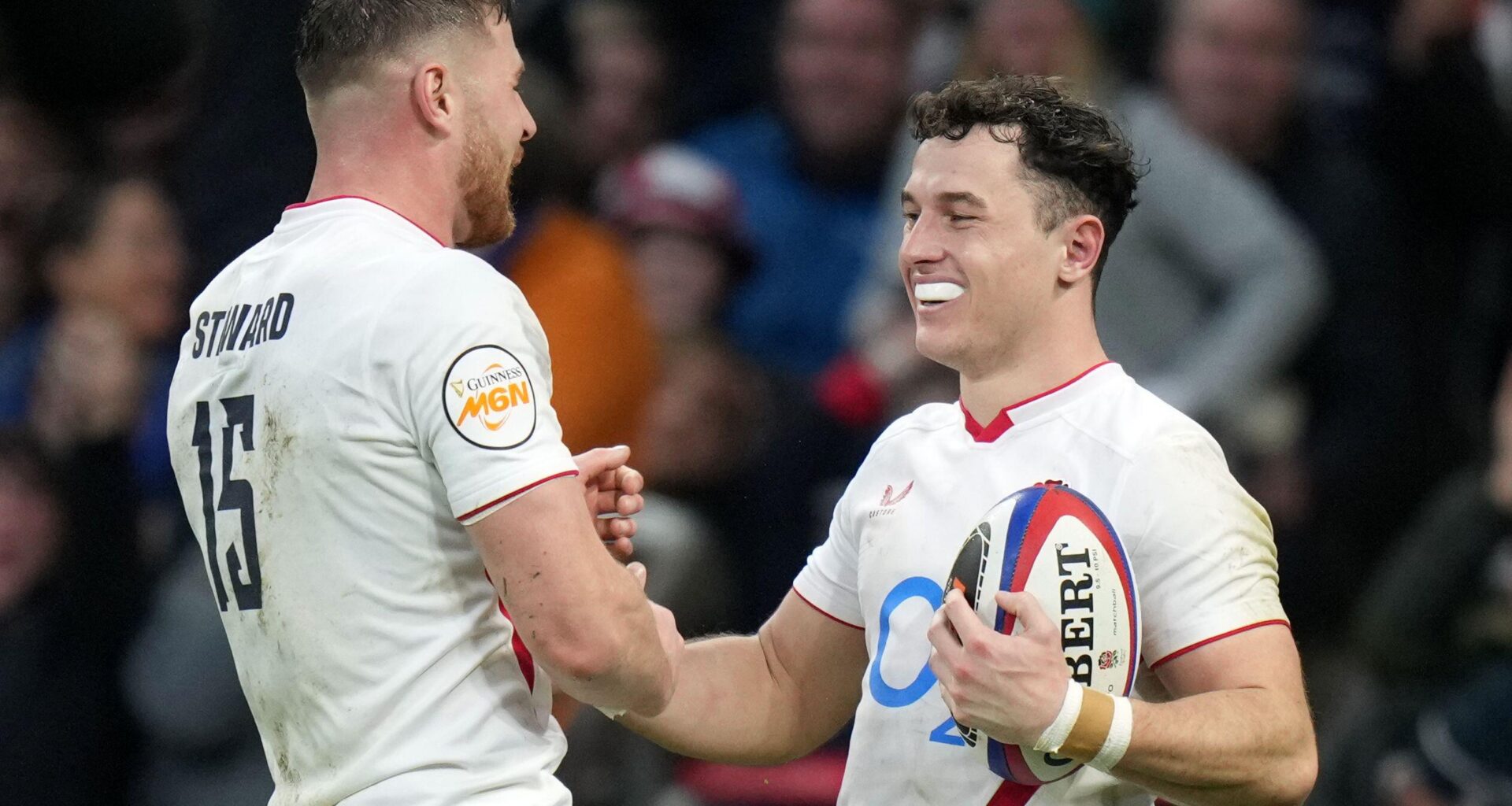 Henry Arundell hat-trick sees England thrash Wales in Six Nations