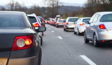 Morning school commute is peak time for fatigue crashes, report warns