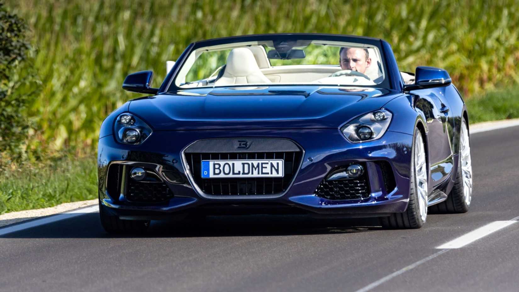 Boldmen CR4 front third quarter view