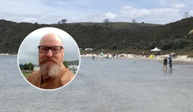 Northland man hailed as a hero after saving family of 4 at Kai Iwi Lakes