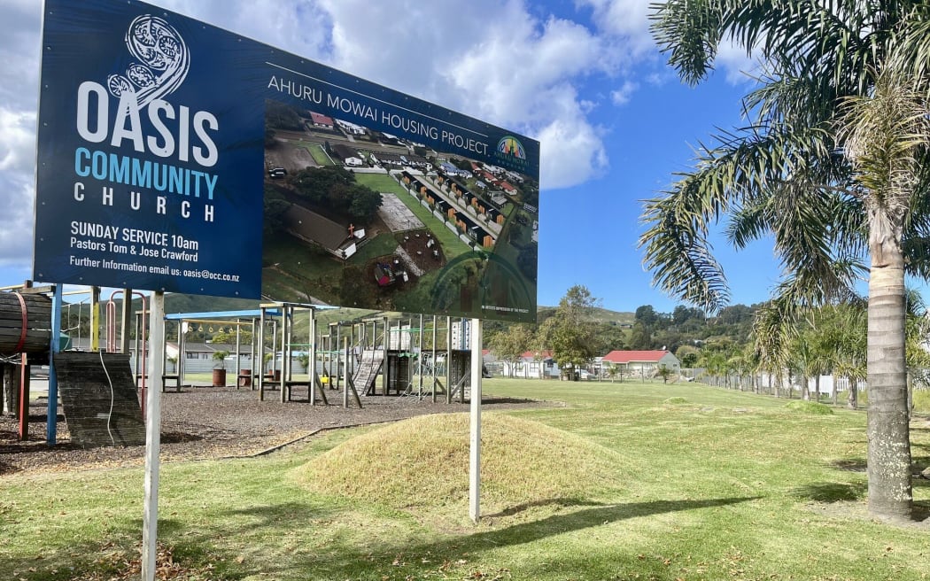 Oasis Community Church & Shelter is a men’s-only shelter that houses up to 10 men; however, capacity often exceeds that.