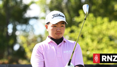 Amateur golfer among three leading Kiwis at NZ Open