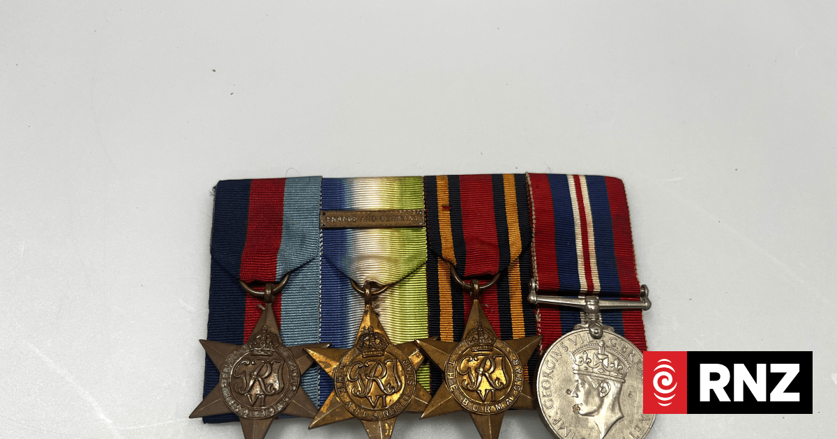 Historic war medals found during search, police looking for owners